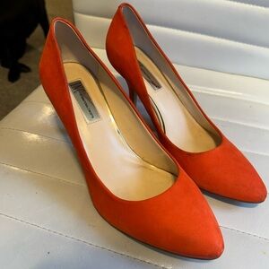 INC heels orange